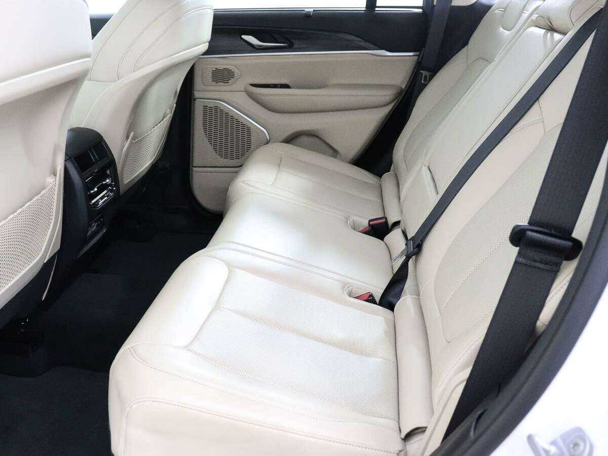 Jeep Grand Cherokee 2022 года с пробегом. Фото: #10