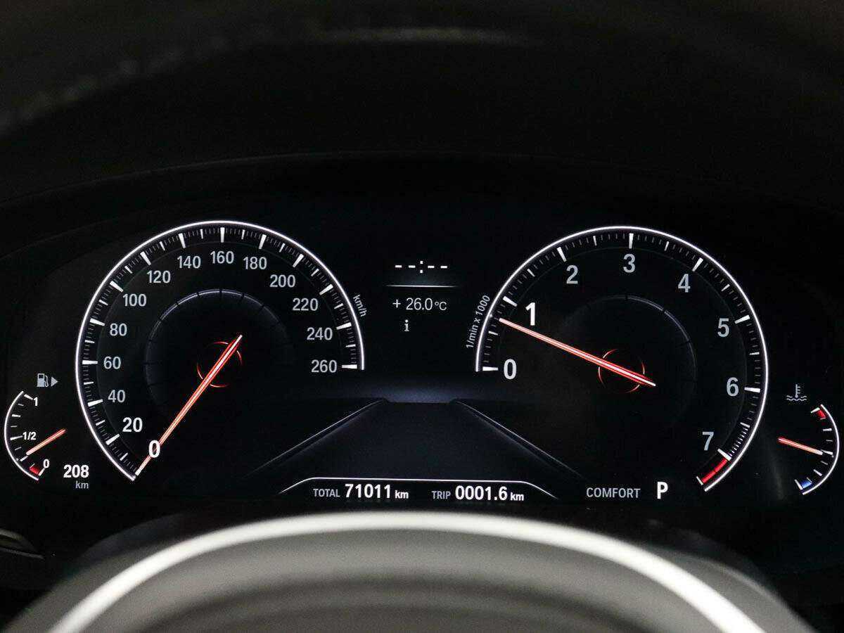 BMW 5 серии 2019 года с пробегом. Фото: #9