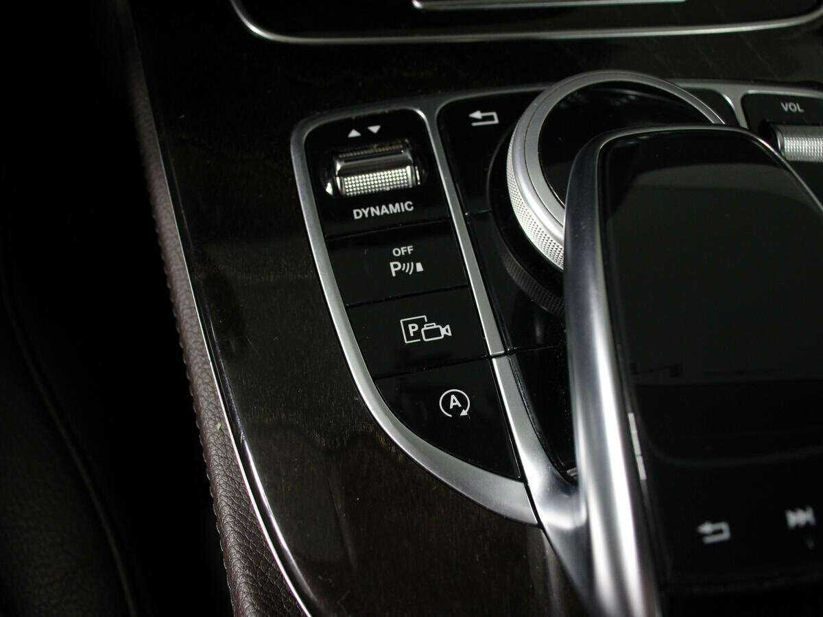 Mercedes-Benz CLS 2018 года с пробегом. Фото: #23