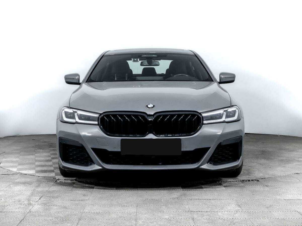 BMW 5 серии 2020 года с пробегом. Фото: #1
