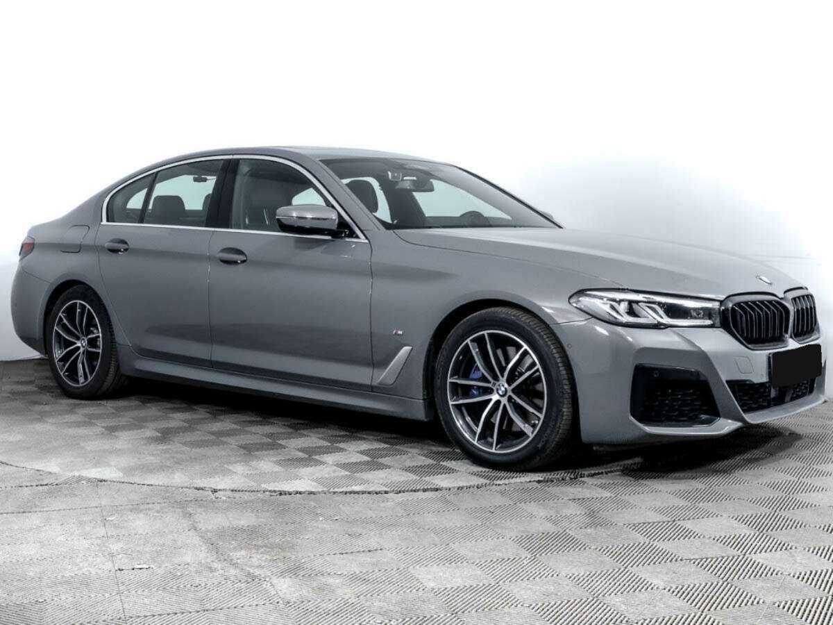 BMW 5 серии 2020 года с пробегом. Фото: #2