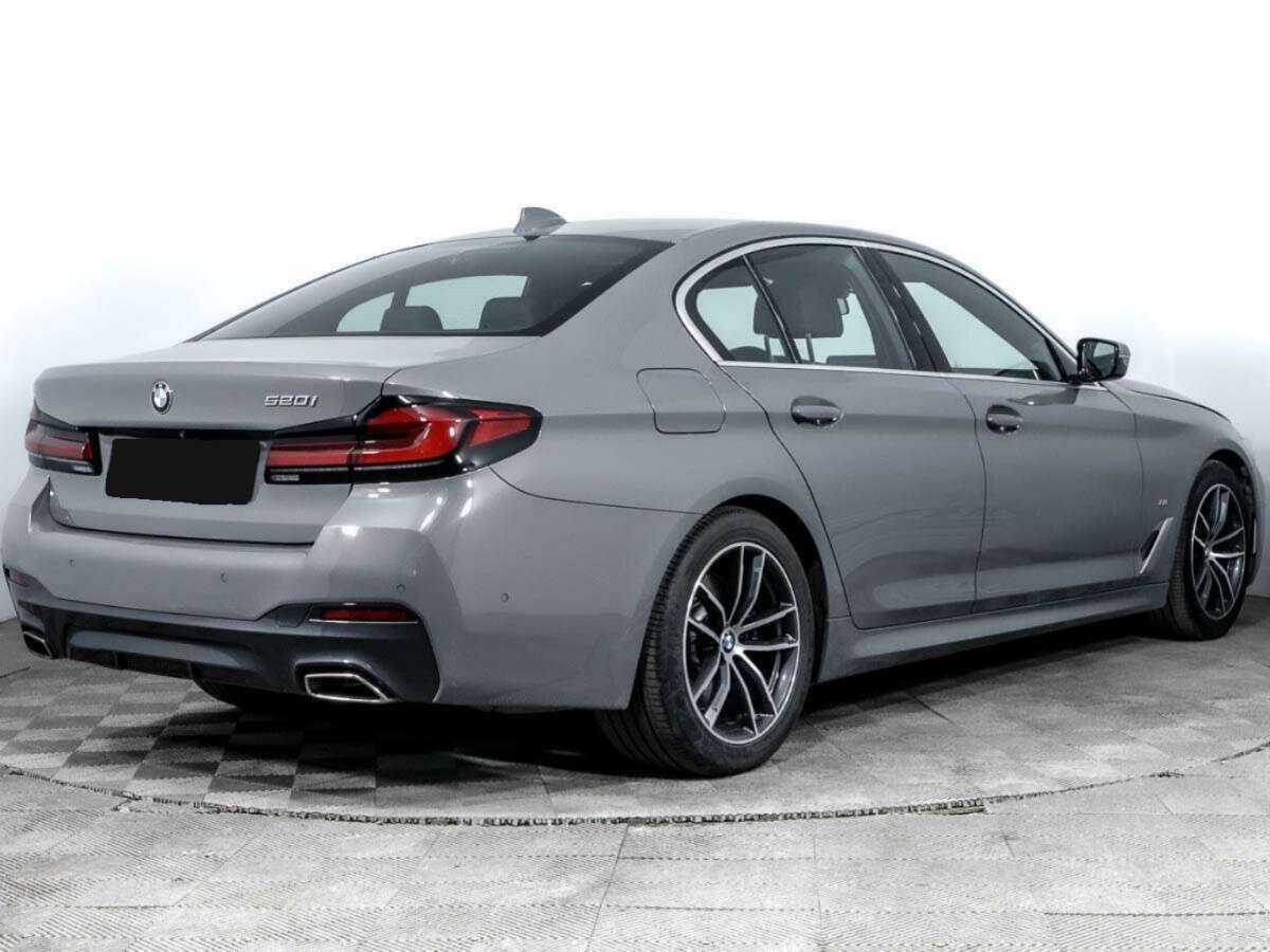 BMW 5 серии 2020 года с пробегом. Фото: #3
