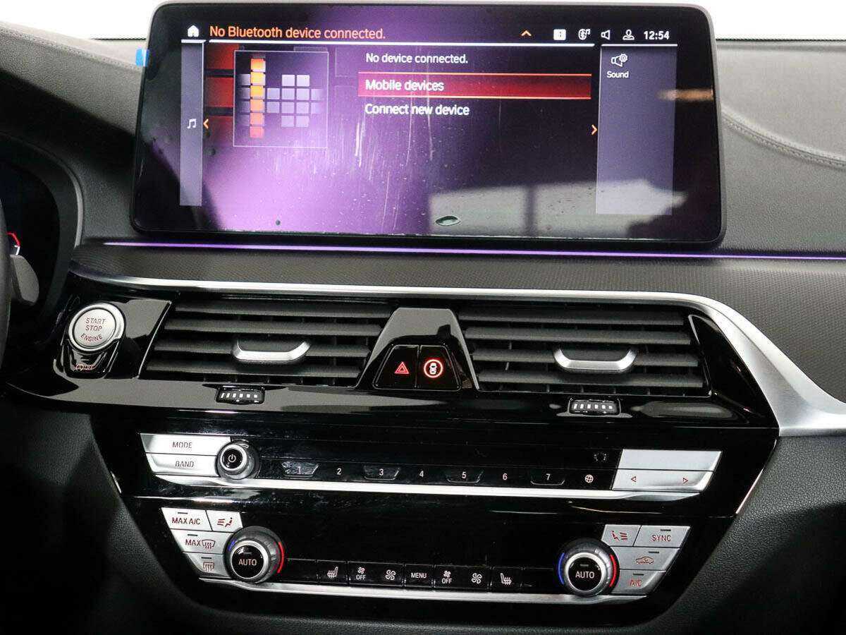 BMW 5 серии 2020 года с пробегом. Фото: #11