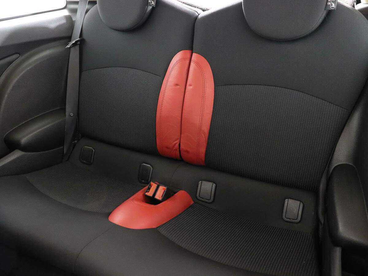 Mini Hatch 2011 года с пробегом. Фото: #8