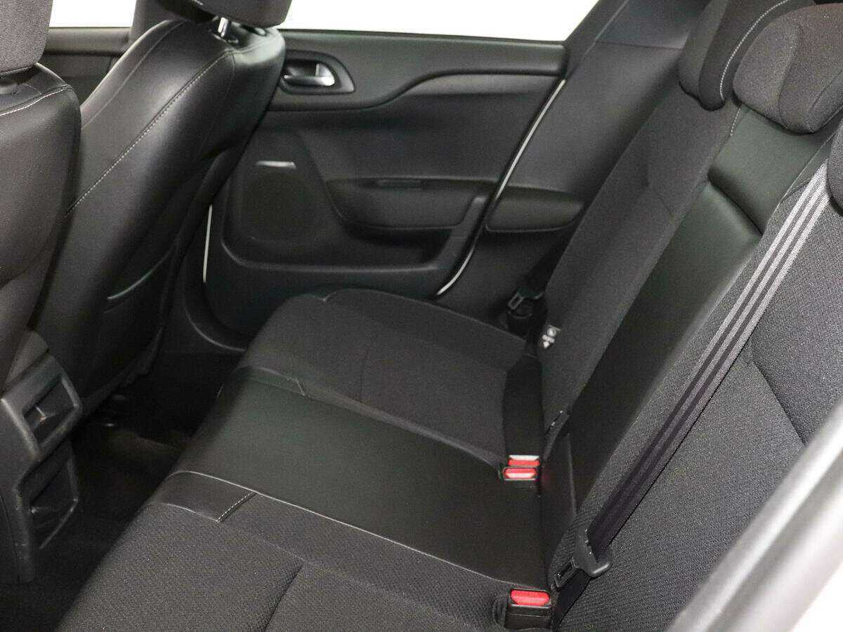 Citroen DS4 2013 года с пробегом. Фото: #8