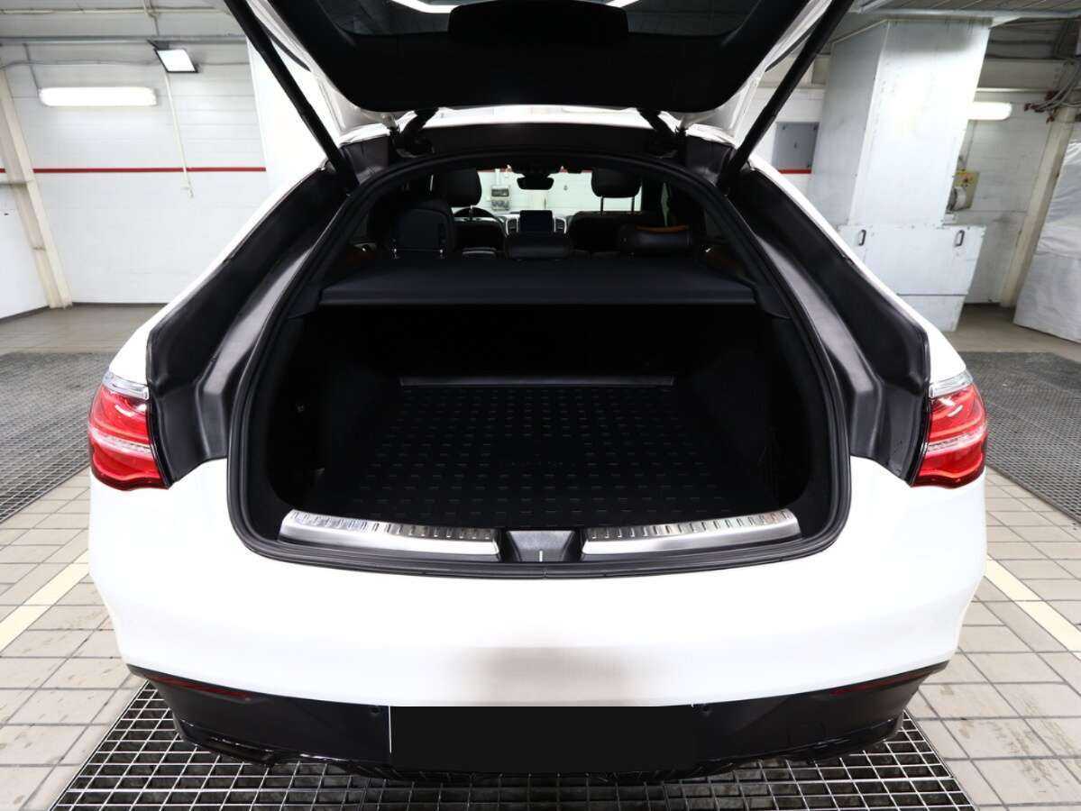 Mercedes-Benz GLE Coupe AMG 2017 года с пробегом. Фото: #5