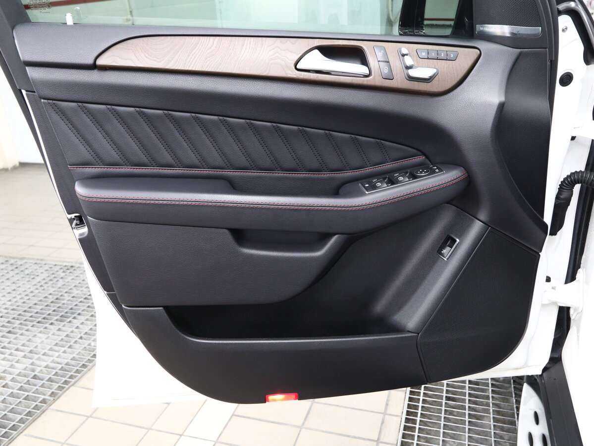 Mercedes-Benz GLE Coupe AMG 2017 года с пробегом. Фото: #9