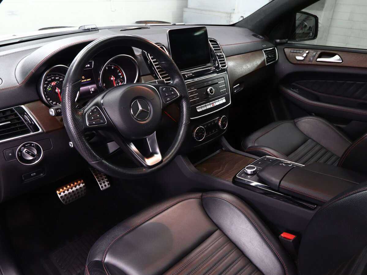 Mercedes-Benz GLE Coupe AMG 2017 года с пробегом. Фото: #11