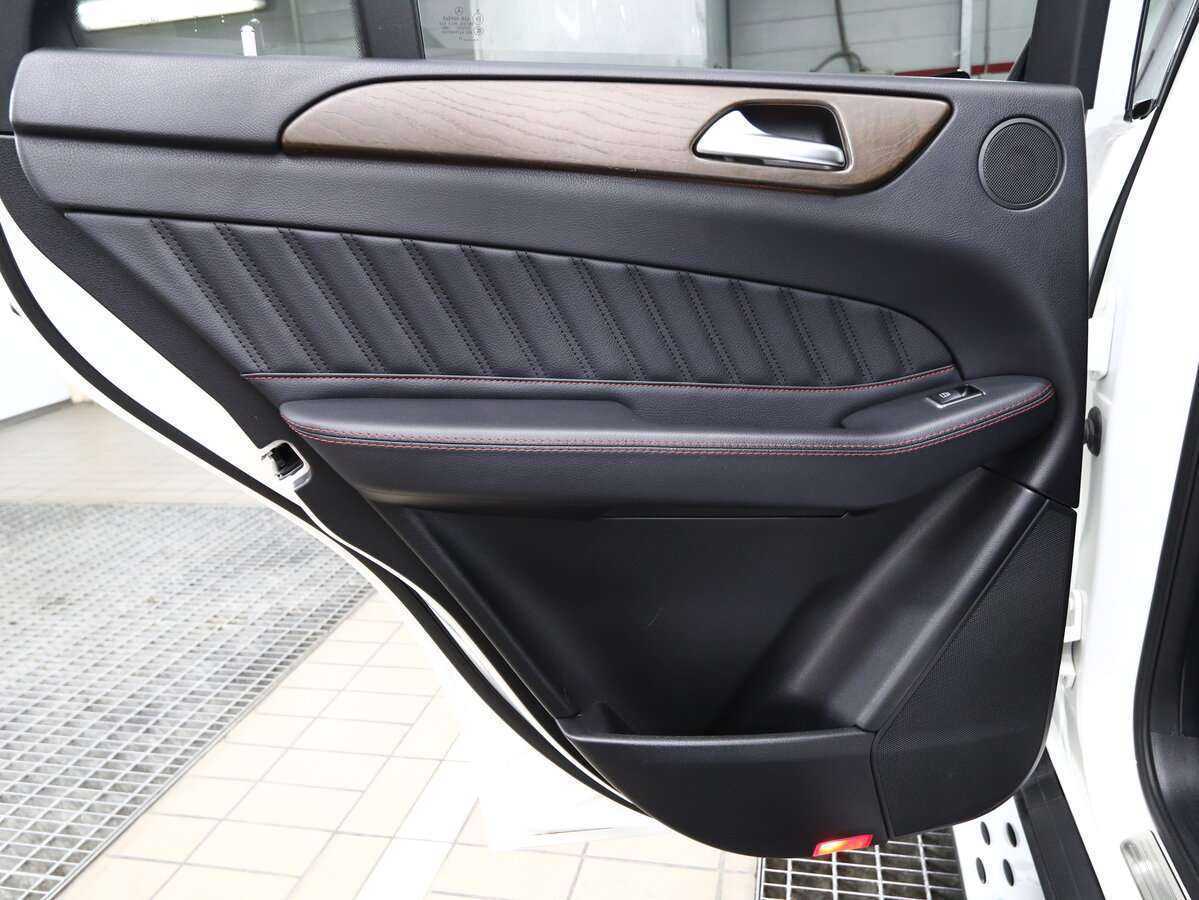 Mercedes-Benz GLE Coupe AMG 2017 года с пробегом. Фото: #13