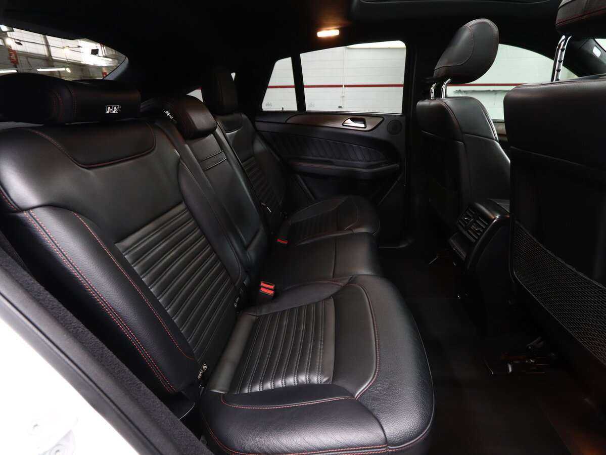 Mercedes-Benz GLE Coupe AMG 2017 года с пробегом. Фото: #17