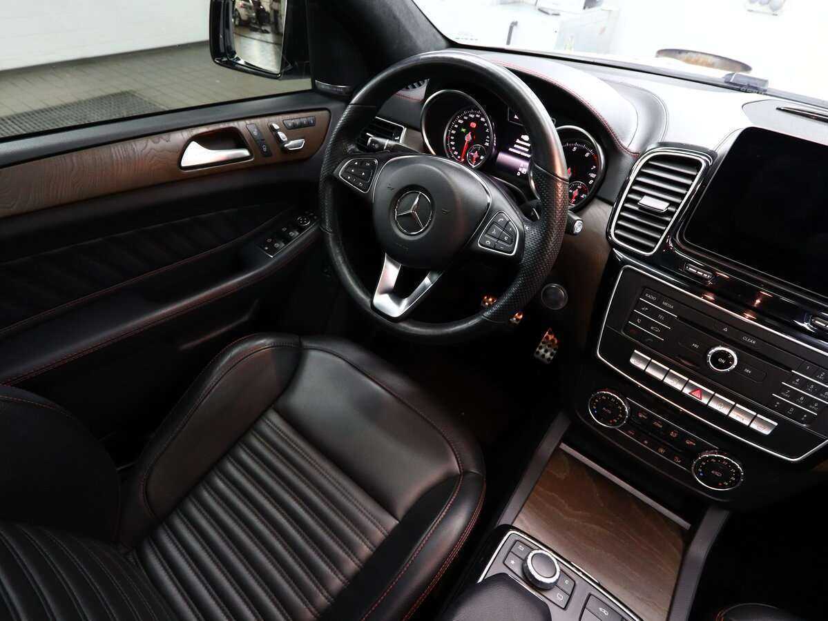 Mercedes-Benz GLE Coupe AMG 2017 года с пробегом. Фото: #25