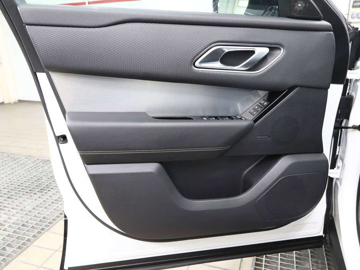 Land Rover Range Rover Velar 2019 года с пробегом. Фото: #7
