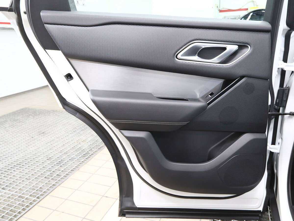 Land Rover Range Rover Velar 2019 года с пробегом. Фото: #11