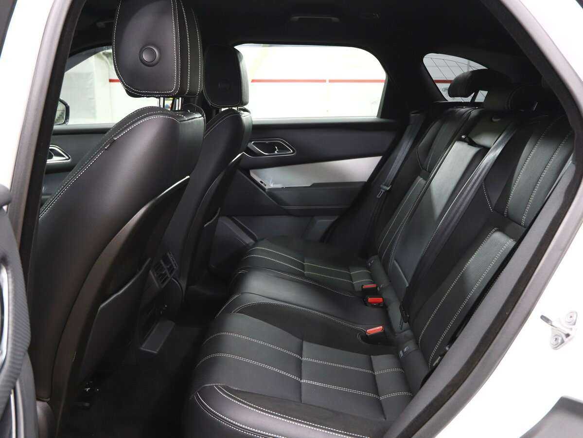 Land Rover Range Rover Velar 2019 года с пробегом. Фото: #12
