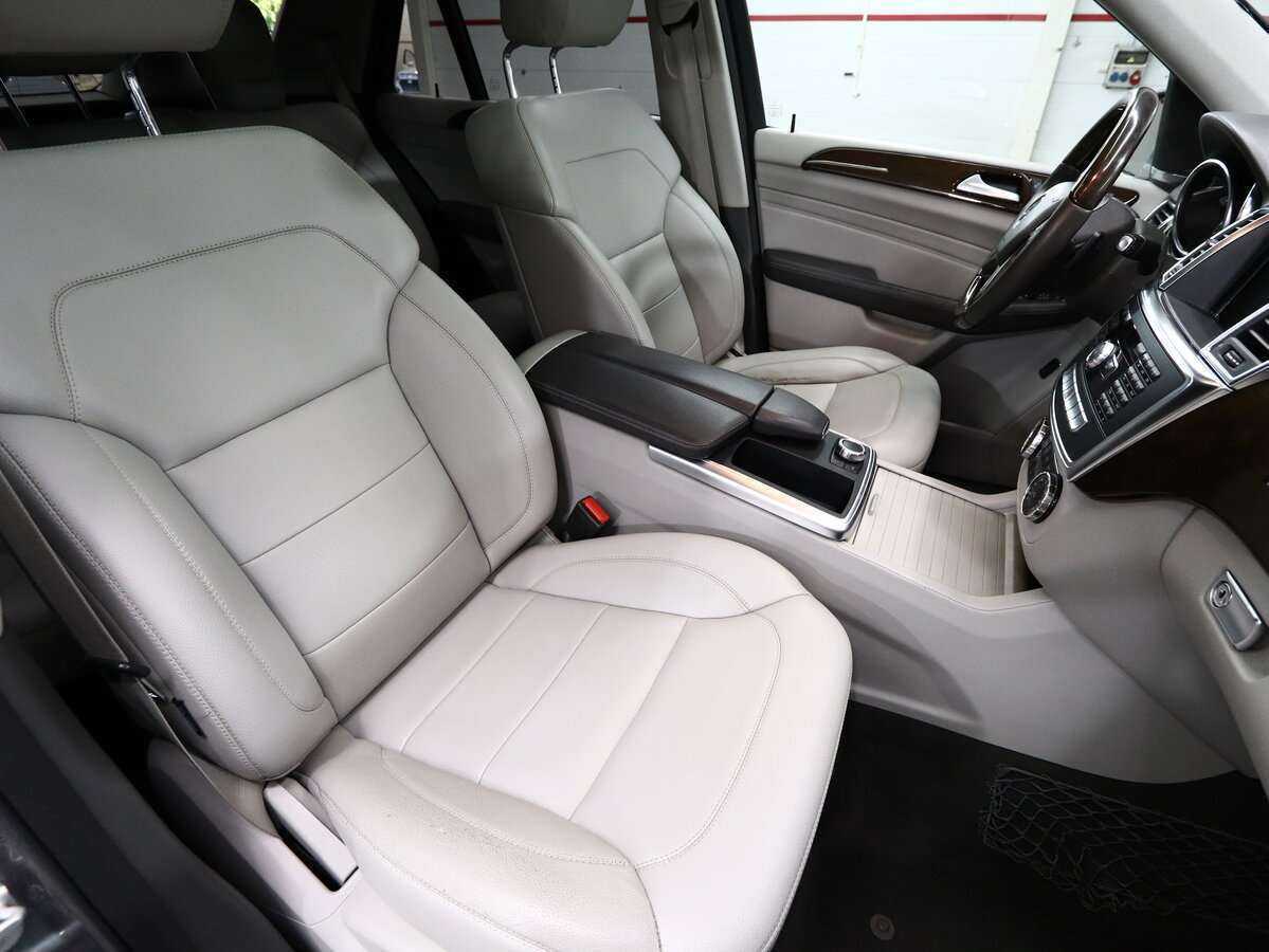 Mercedes-Benz M-Класс 2011 года с пробегом. Фото: #10