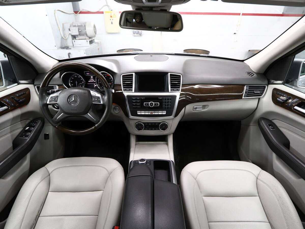 Mercedes-Benz M-Класс 2011 года с пробегом. Фото: #14