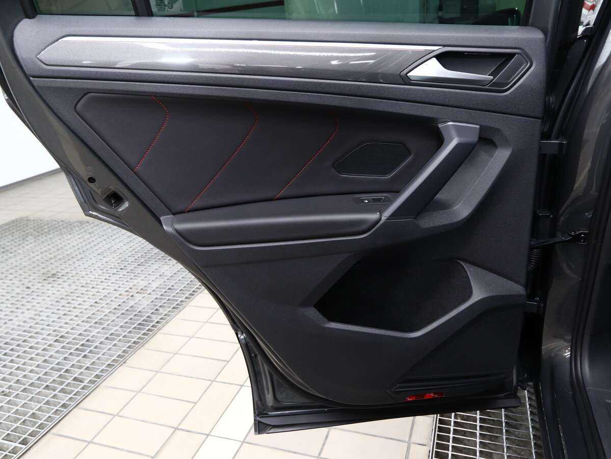 Volkswagen Tiguan 2021 года с пробегом. Фото: #9