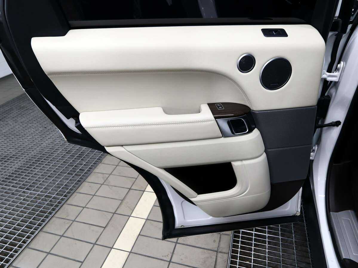 Land Rover Range Rover Sport 2017 года с пробегом. Фото: #8