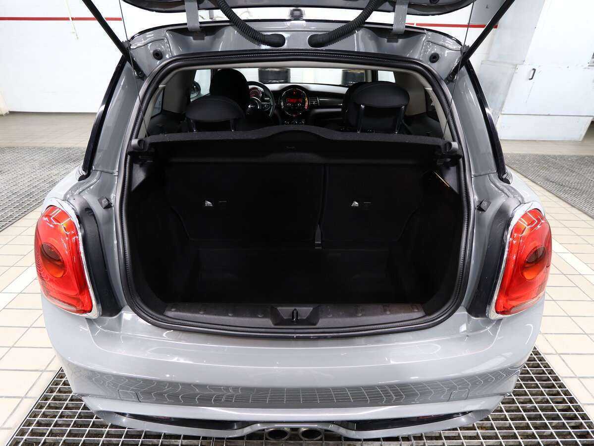 Mini Hatch 2016 года с пробегом. Фото: #2