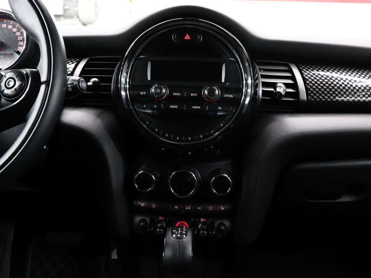 Mini Hatch 2016 года с пробегом. Фото: #14