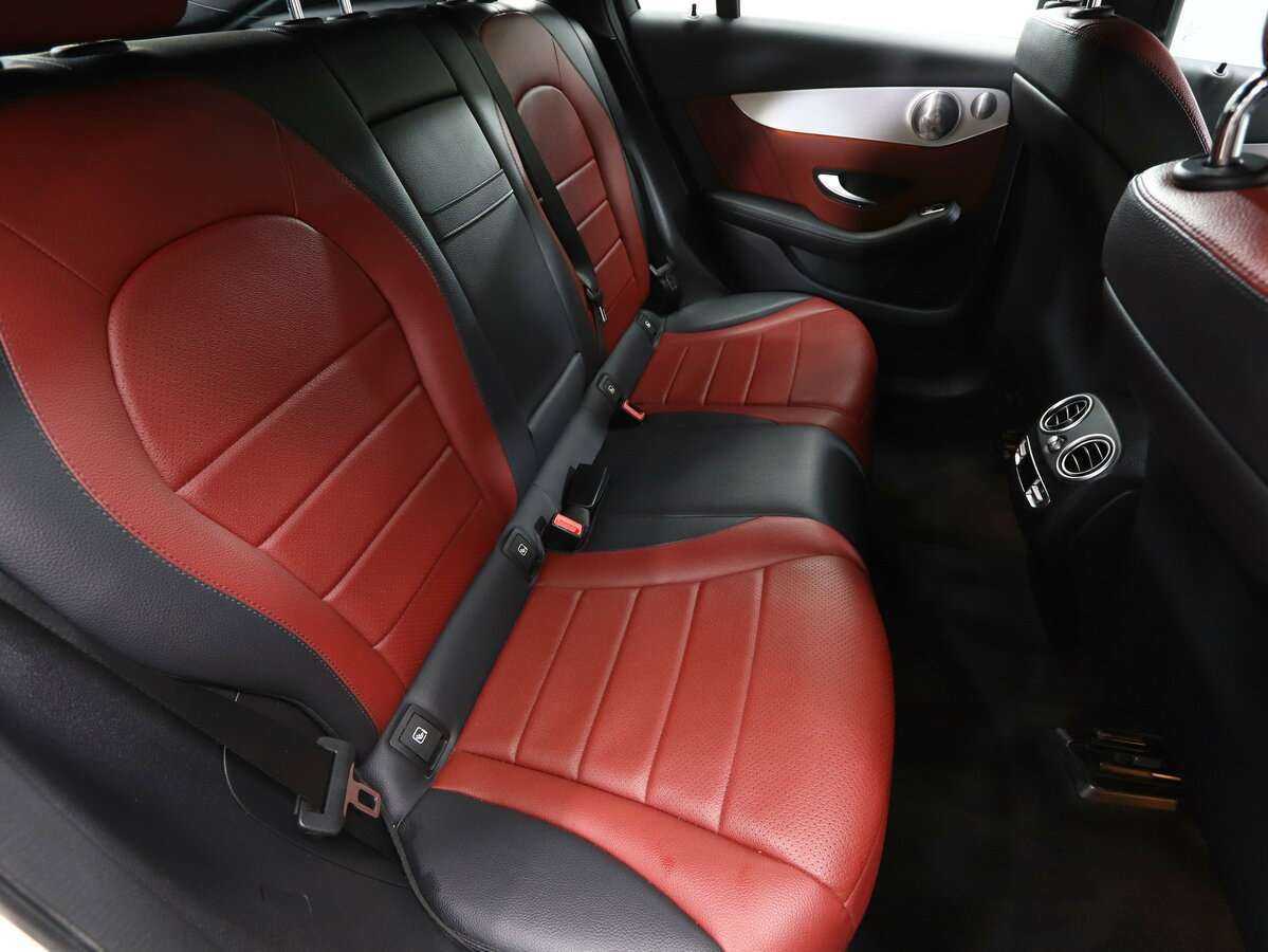 Mercedes-Benz GLC Coupe 2018 года с пробегом. Фото: #12