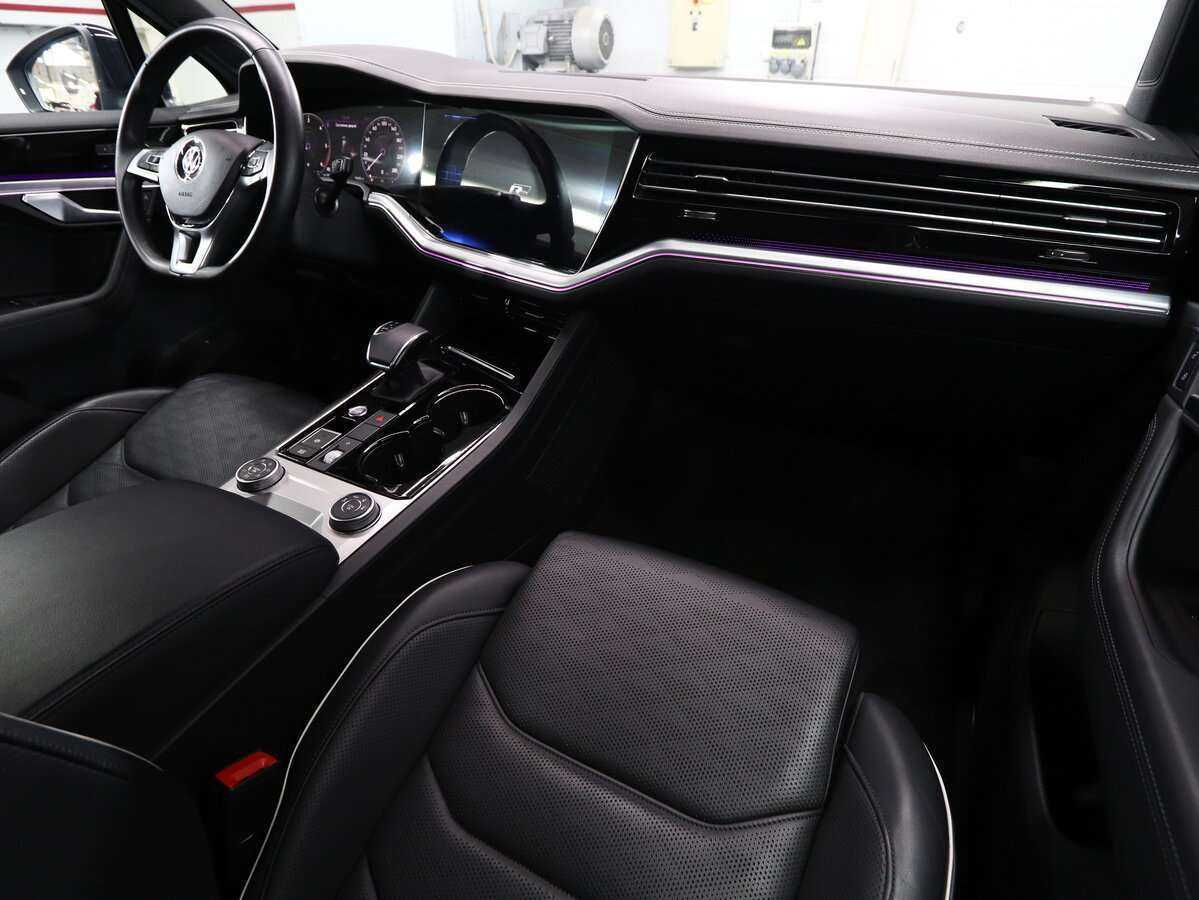 Volkswagen Touareg 2019 года с пробегом. Фото: #15