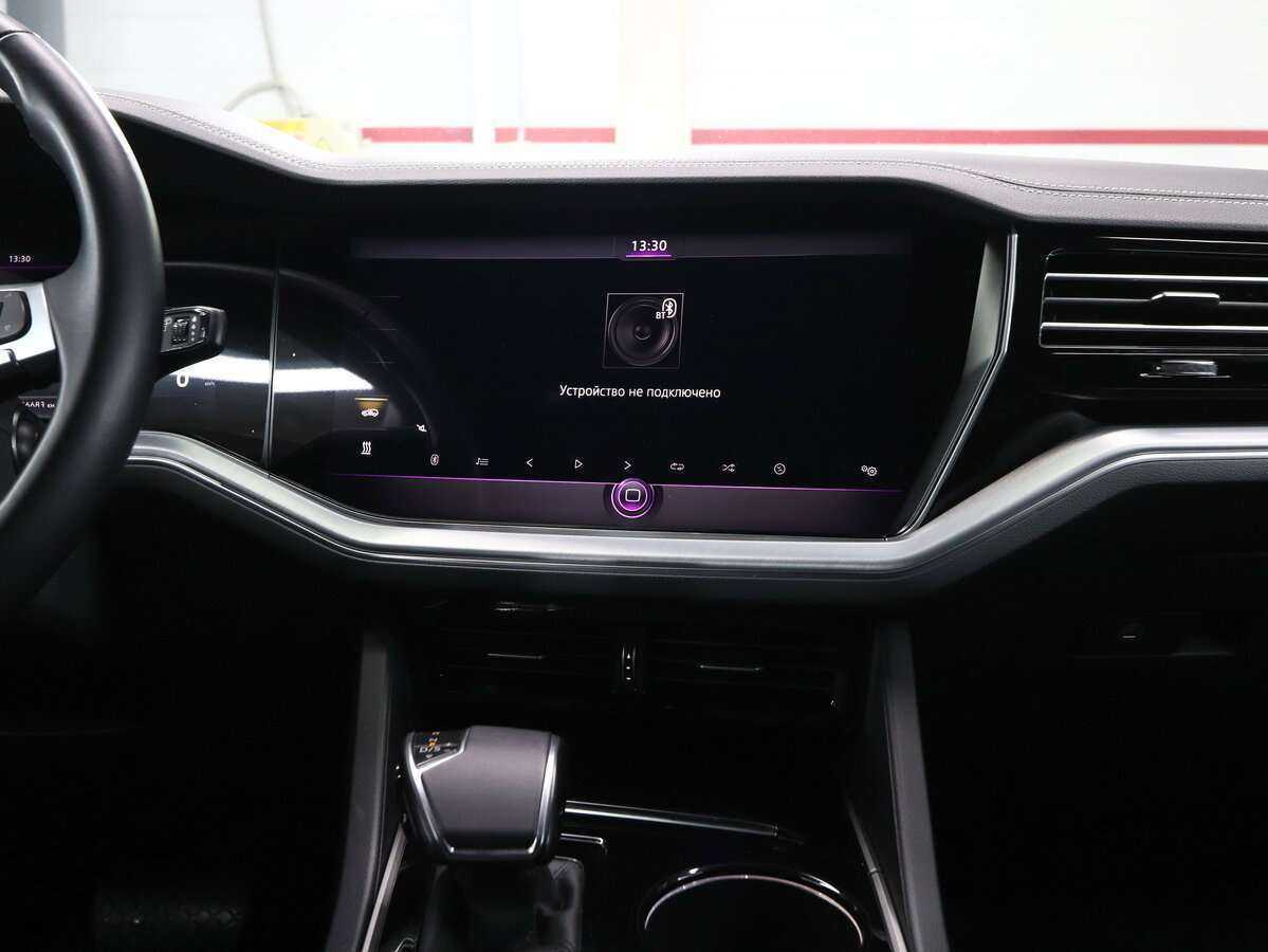 Volkswagen Touareg 2019 года с пробегом. Фото: #19