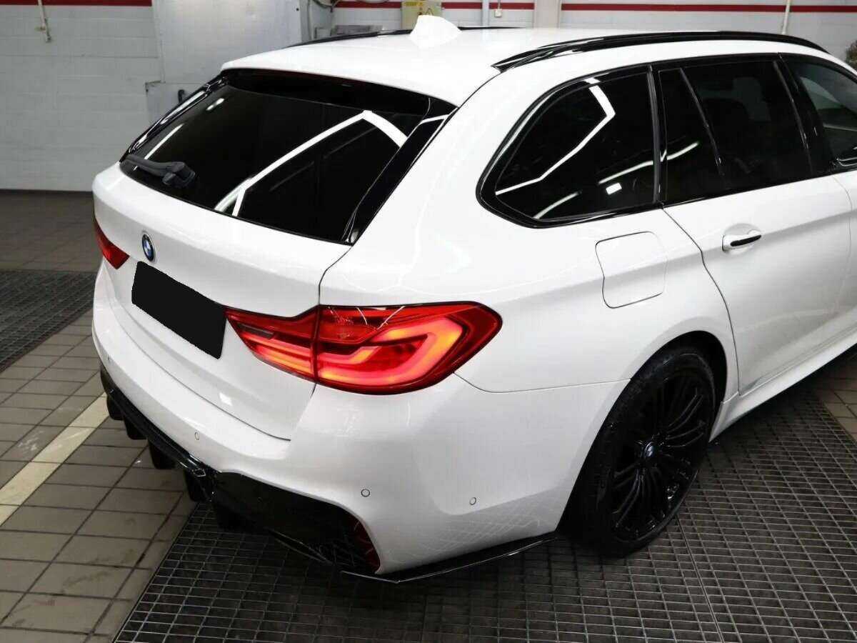 BMW 5 серии 2018 года с пробегом. Фото: #4