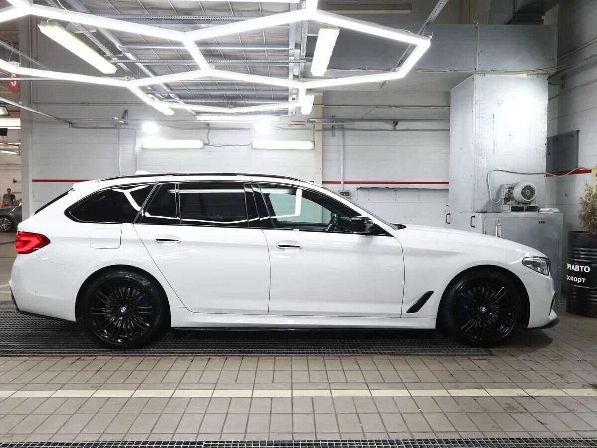 BMW 5 серии 2018 года с пробегом. Фото: #13