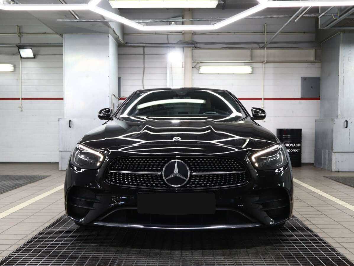 Mercedes-Benz E-Класс 2021 года с пробегом. Фото: #2