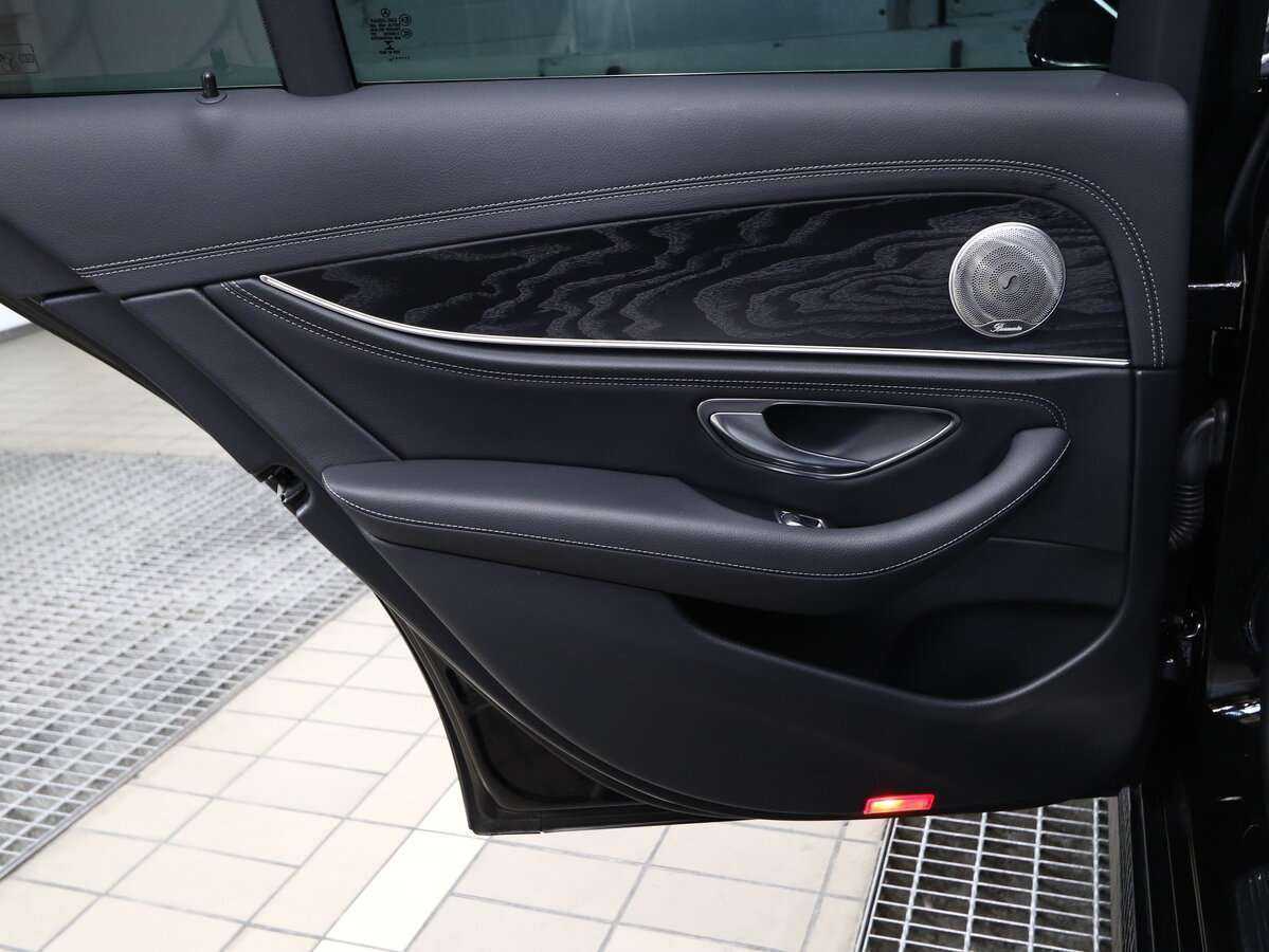 Mercedes-Benz E-Класс 2021 года с пробегом. Фото: #8