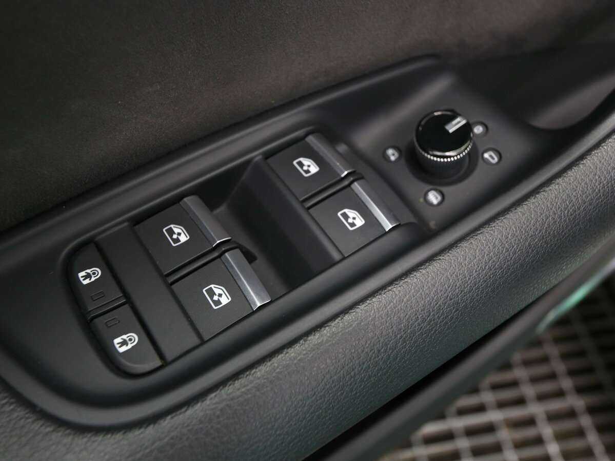 Audi Q8 2018 года с пробегом. Фото: #6