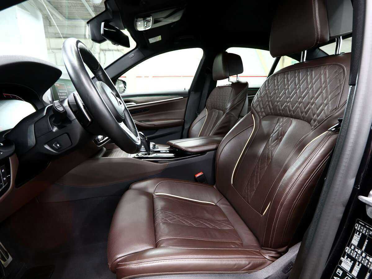 BMW 5 серии 2019 года с пробегом. Фото: #5