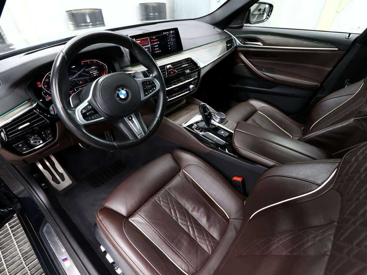 BMW 5 серии 2019 года с пробегом. Фото: #6