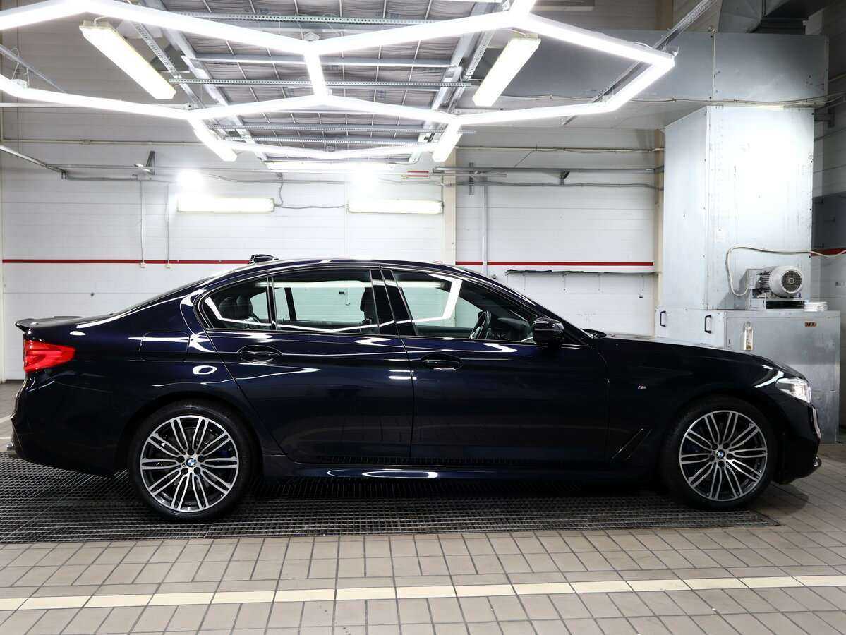 BMW 5 серии 2019 года с пробегом. Фото: #11