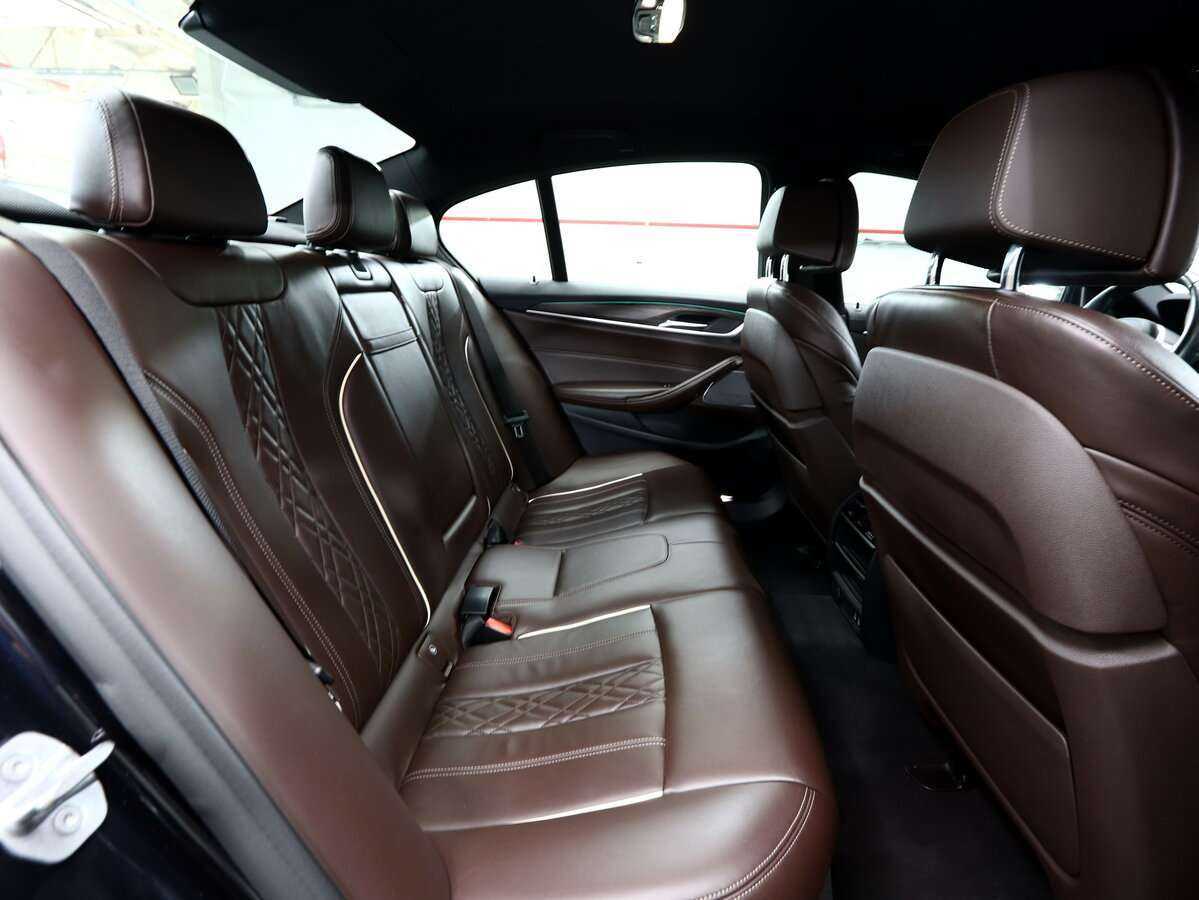 BMW 5 серии 2019 года с пробегом. Фото: #13