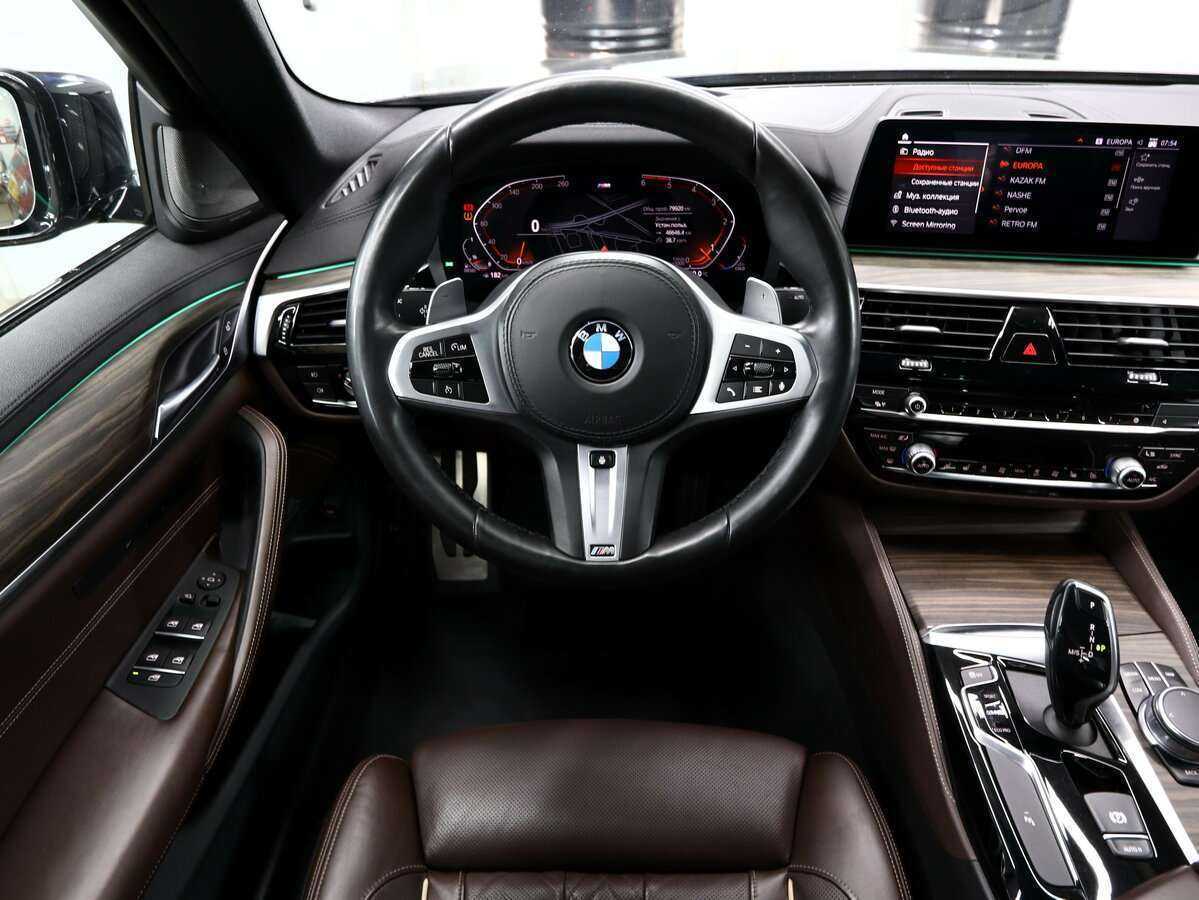 BMW 5 серии 2019 года с пробегом. Фото: #16