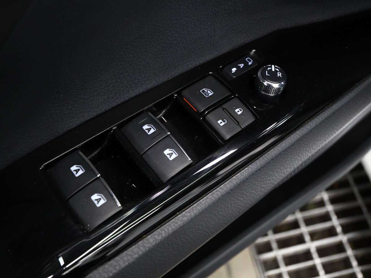 Toyota Camry 2020 года с пробегом. Фото: #5