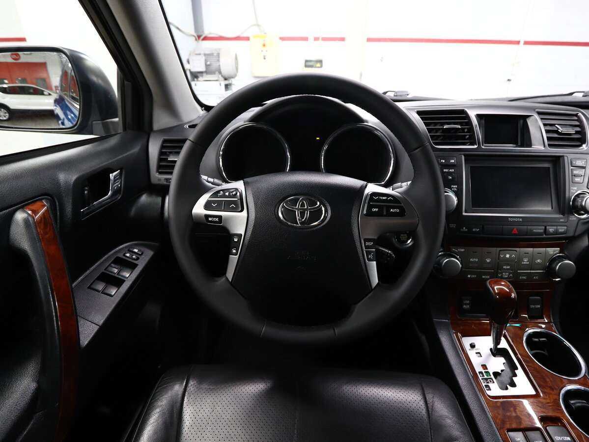 Toyota Highlander 2011 года с пробегом. Фото: #9