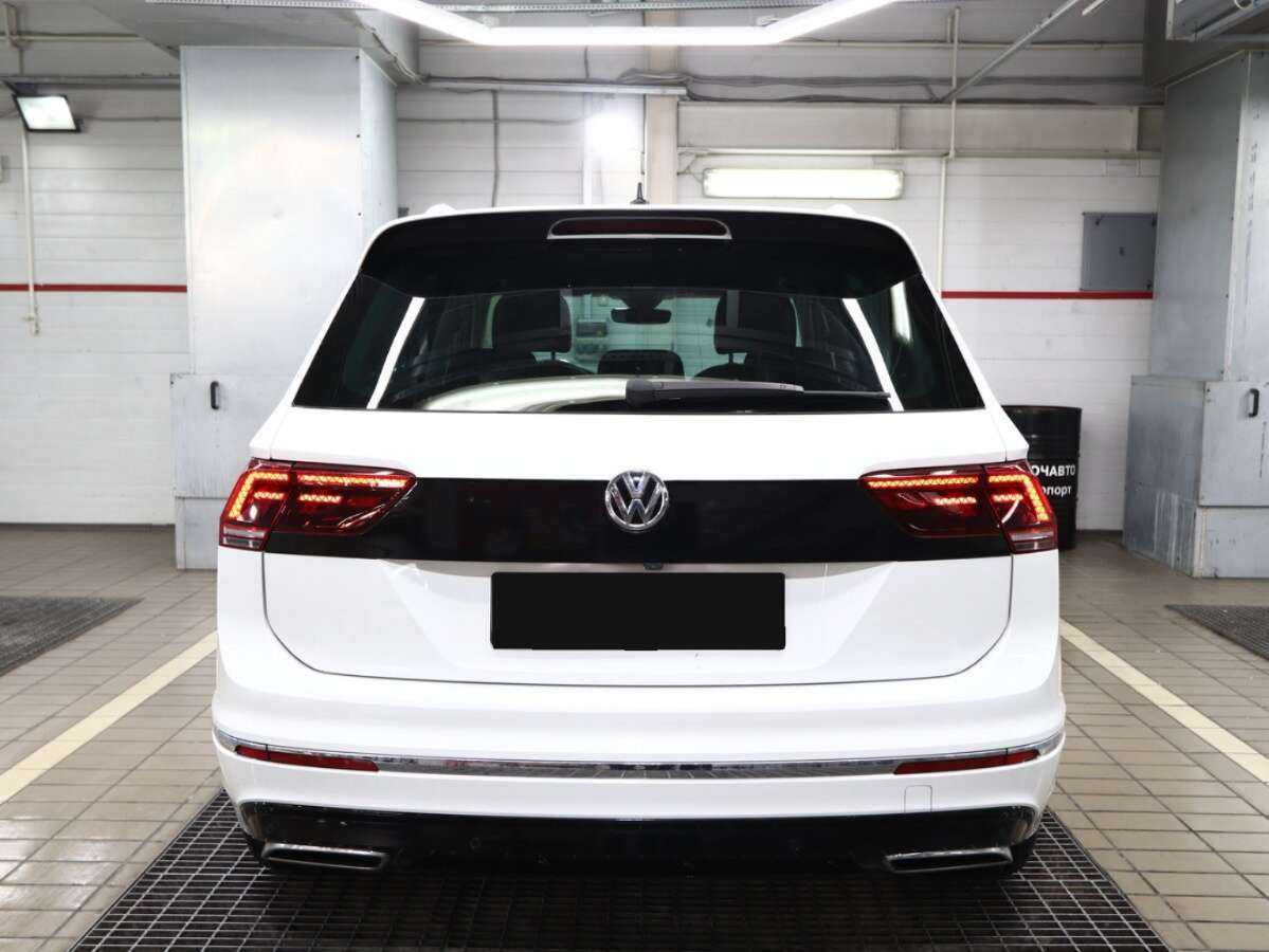 Volkswagen Tiguan 2019 года с пробегом. Фото: #3