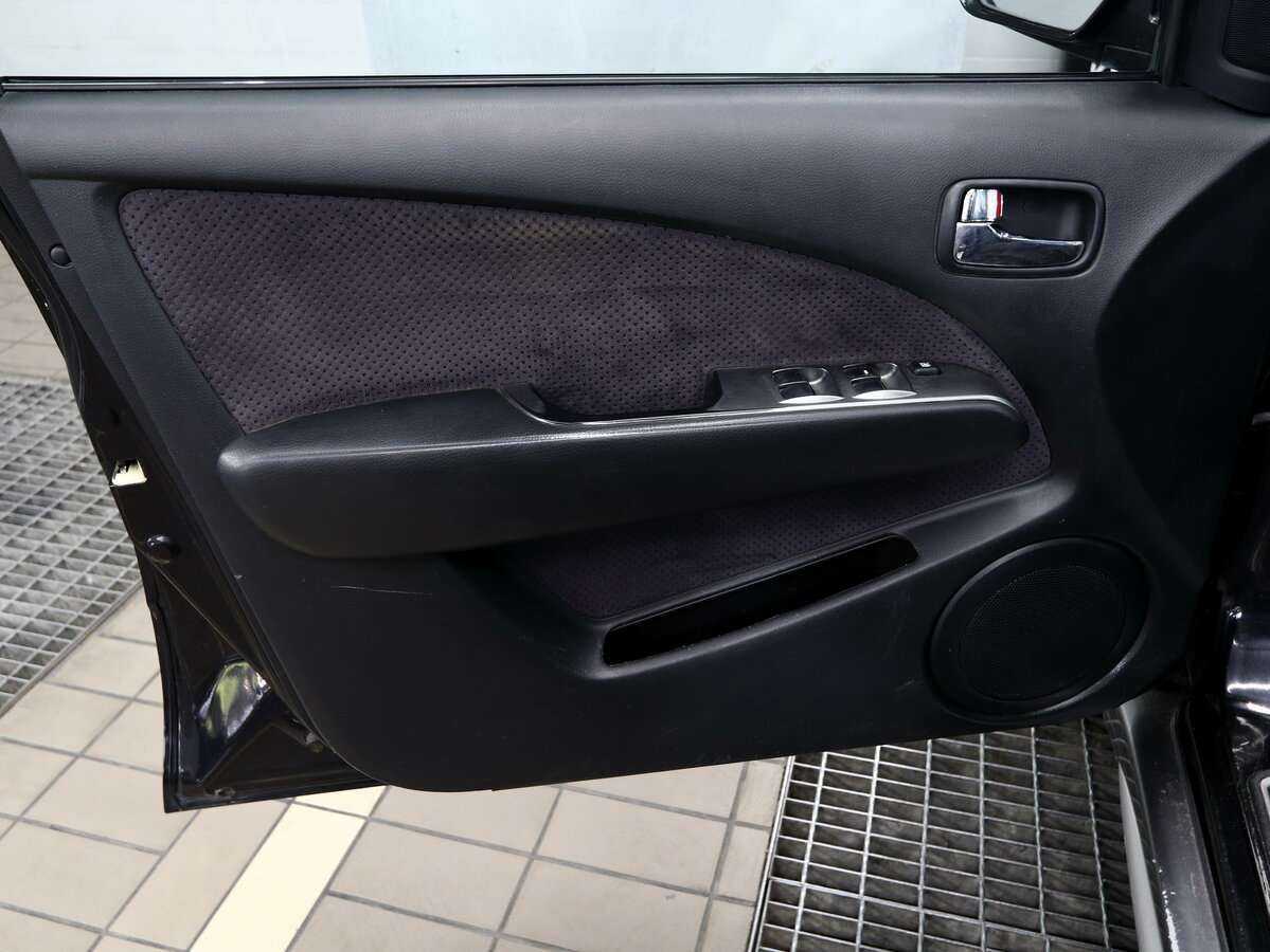 Mitsubishi Outlander 2005 года с пробегом. Фото: #7