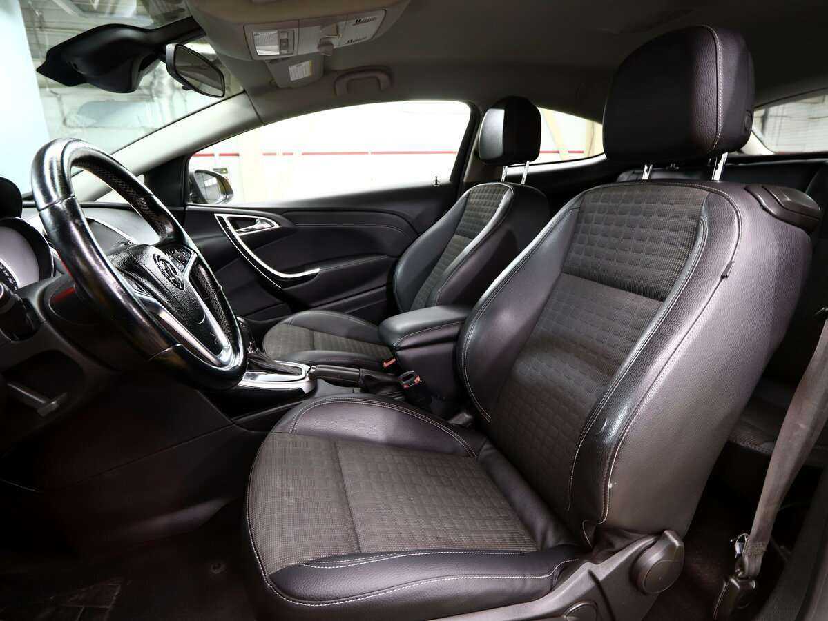 Б/У Опель Астра 2014 года. Фото: #8