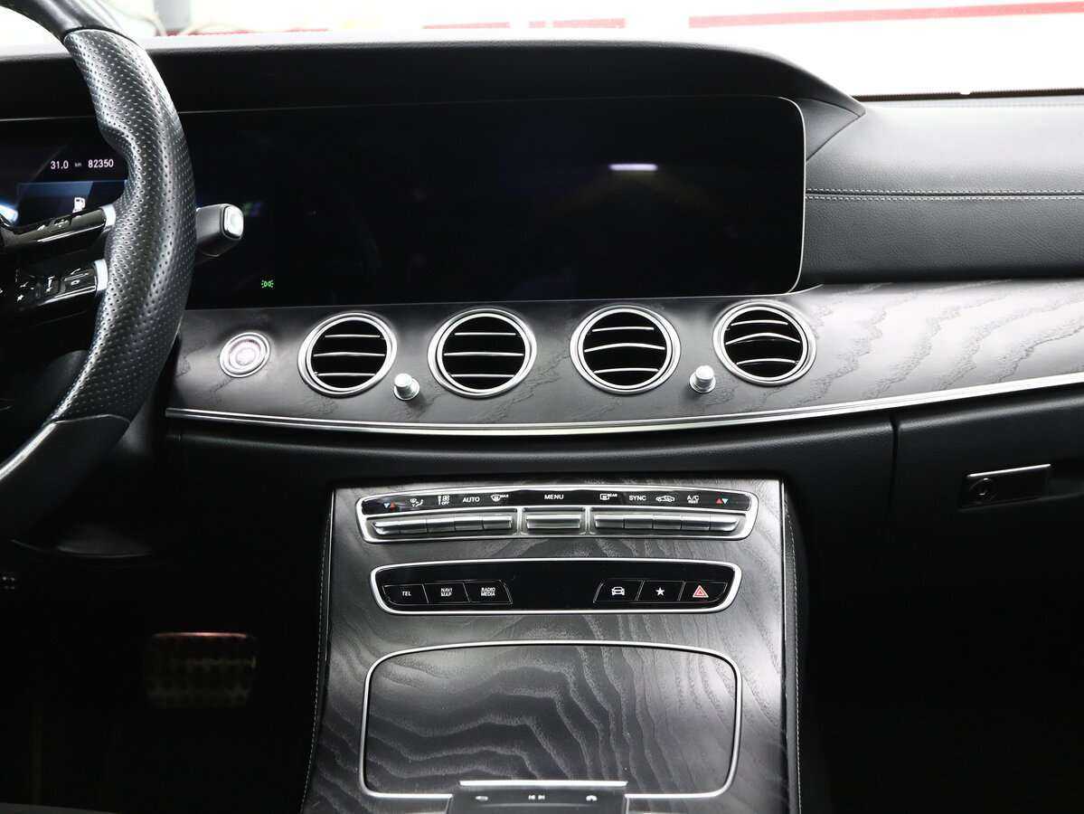 Mercedes-Benz E-Класс 2021 года с пробегом. Фото: #19