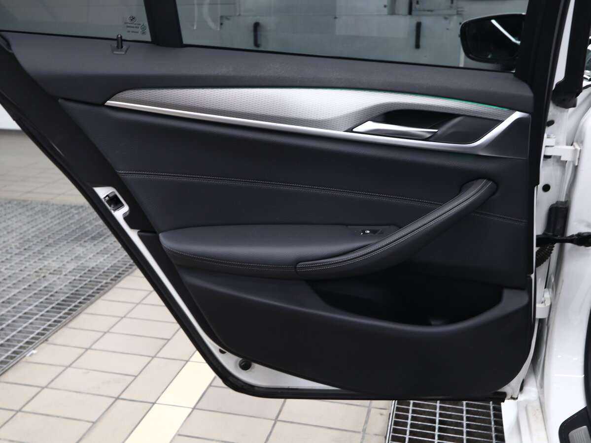 BMW 5 серии 2019 года с пробегом. Фото: #8
