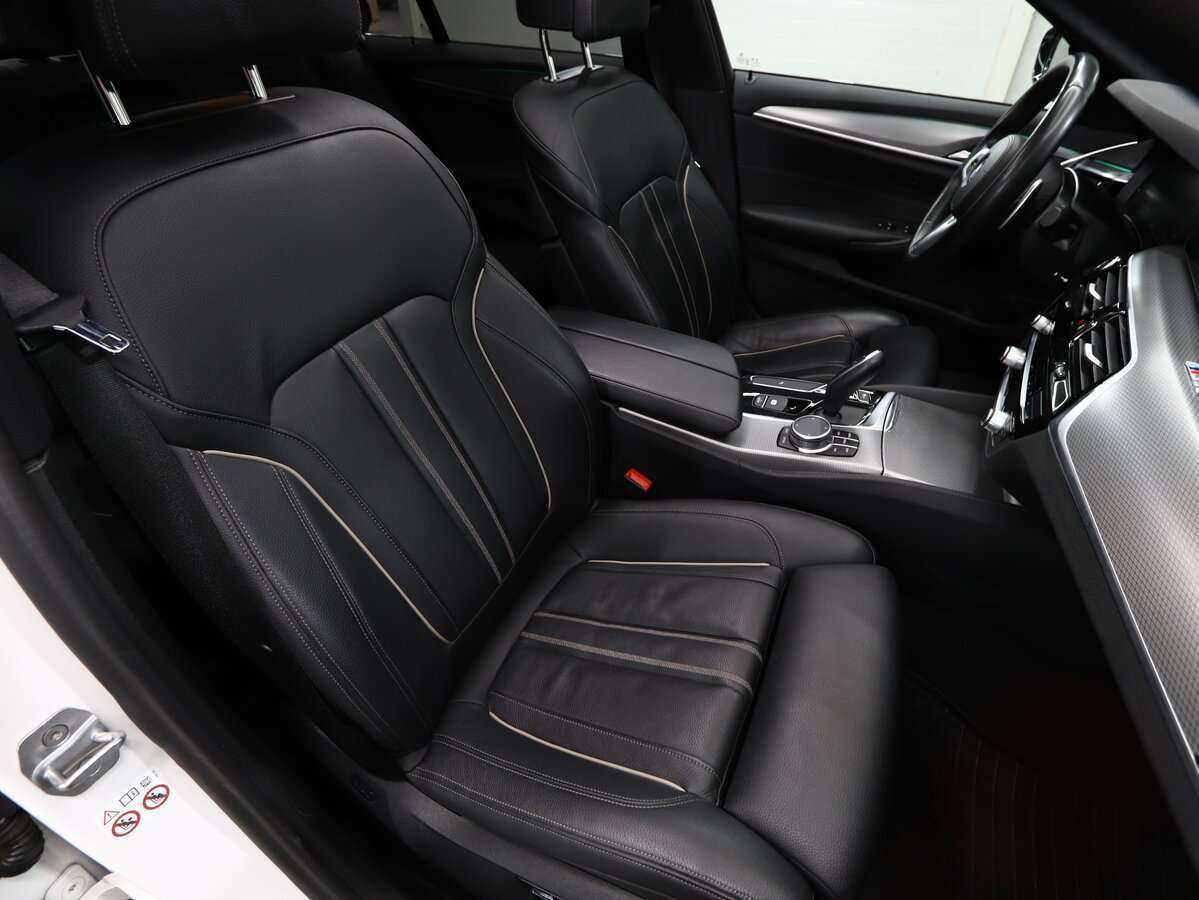 BMW 5 серии 2019 года с пробегом. Фото: #11