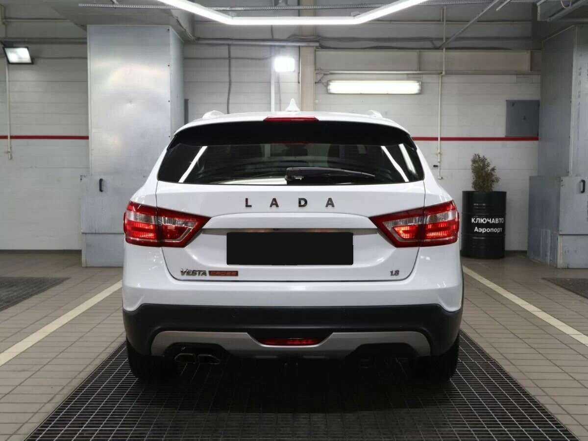 Б/У Лада (ВАЗ) Веста 2018 года. Фото: #3