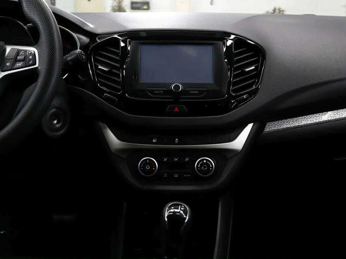 Б/У Лада (ВАЗ) Веста 2018 года. Фото: #12