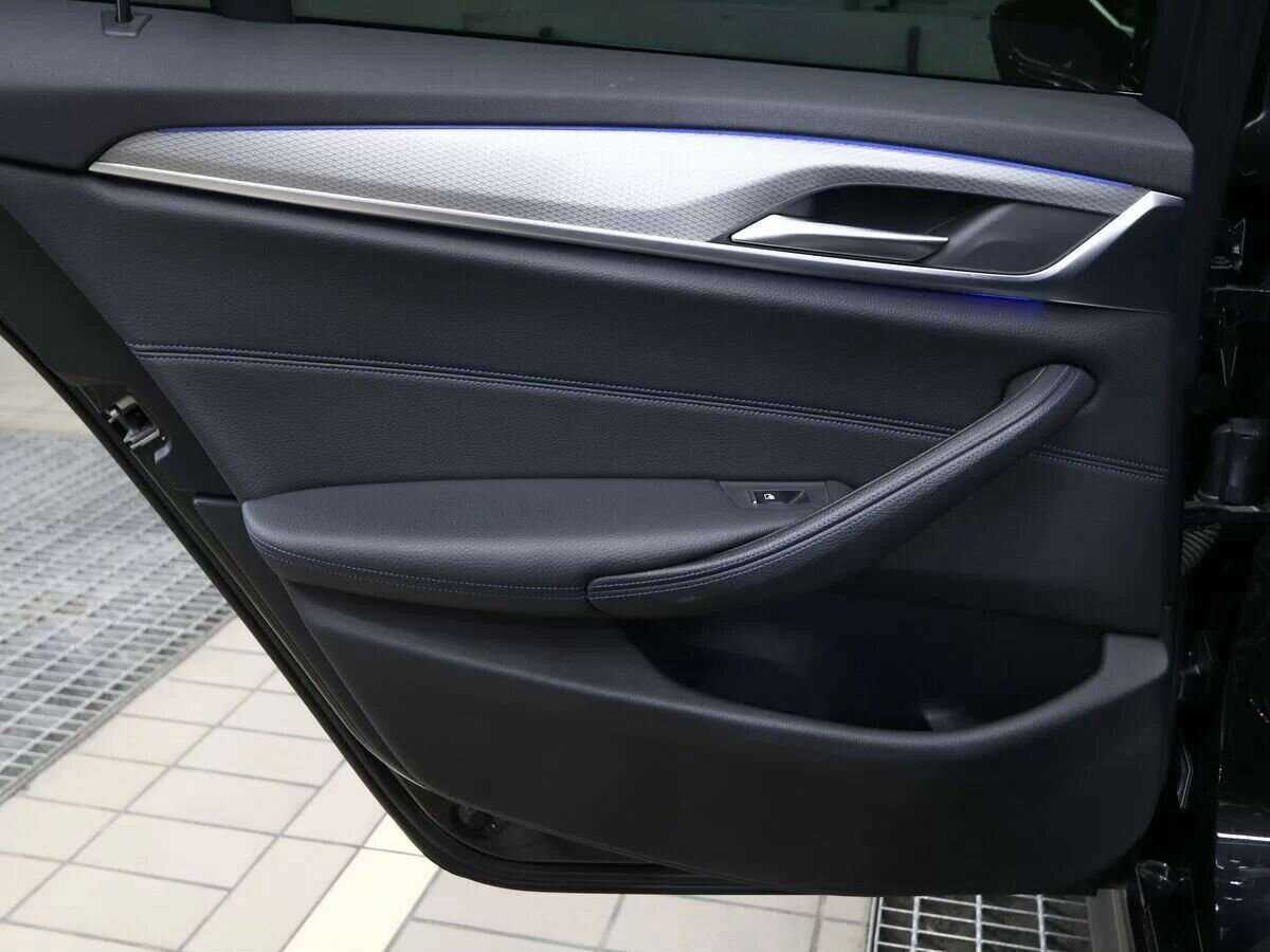 BMW 5 серии 2020 года с пробегом. Фото: #13