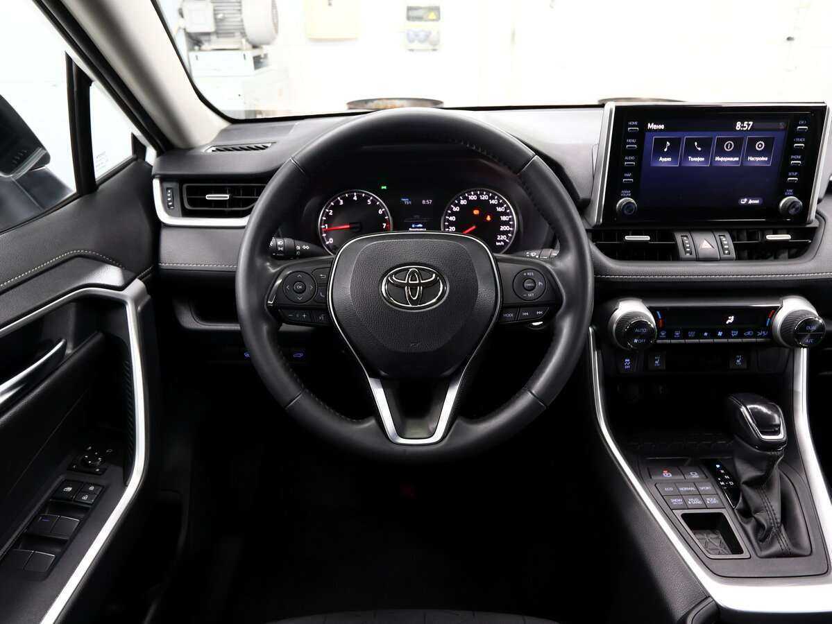 Toyota RAV4 2021 года с пробегом. Фото: #10
