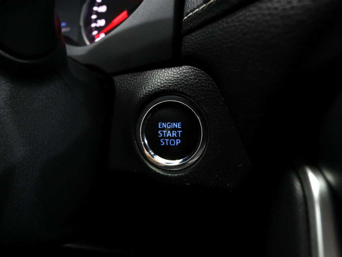 Toyota RAV4 2021 года с пробегом. Фото: #14